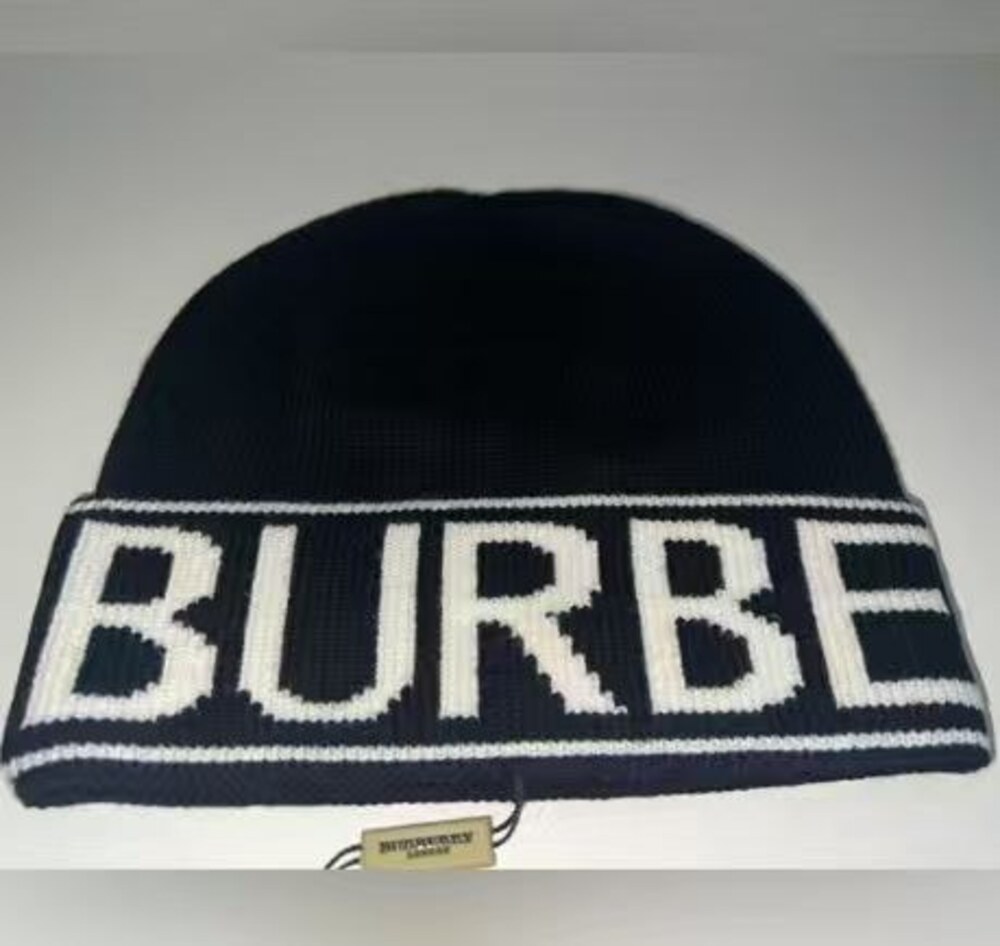 Burberry Logo Knit Beanie Black